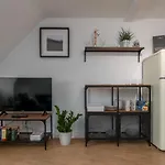 Cassel Lofts - Gemuetliches Apartment Fuer 3 - Naehe Marienkrankenhaus